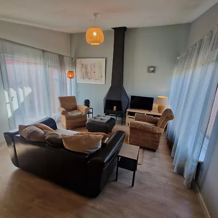 Holiday home De Zeemeeuw
